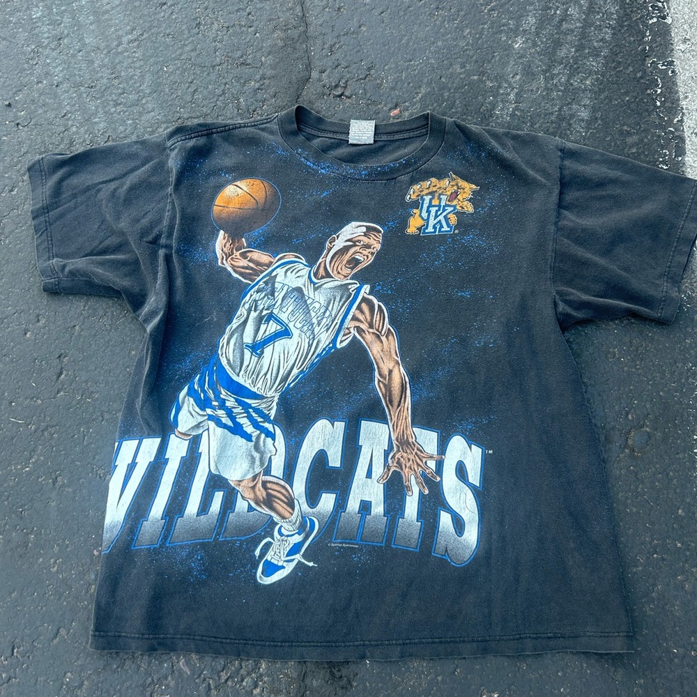 Black Wildcats Graphic T-Shirt